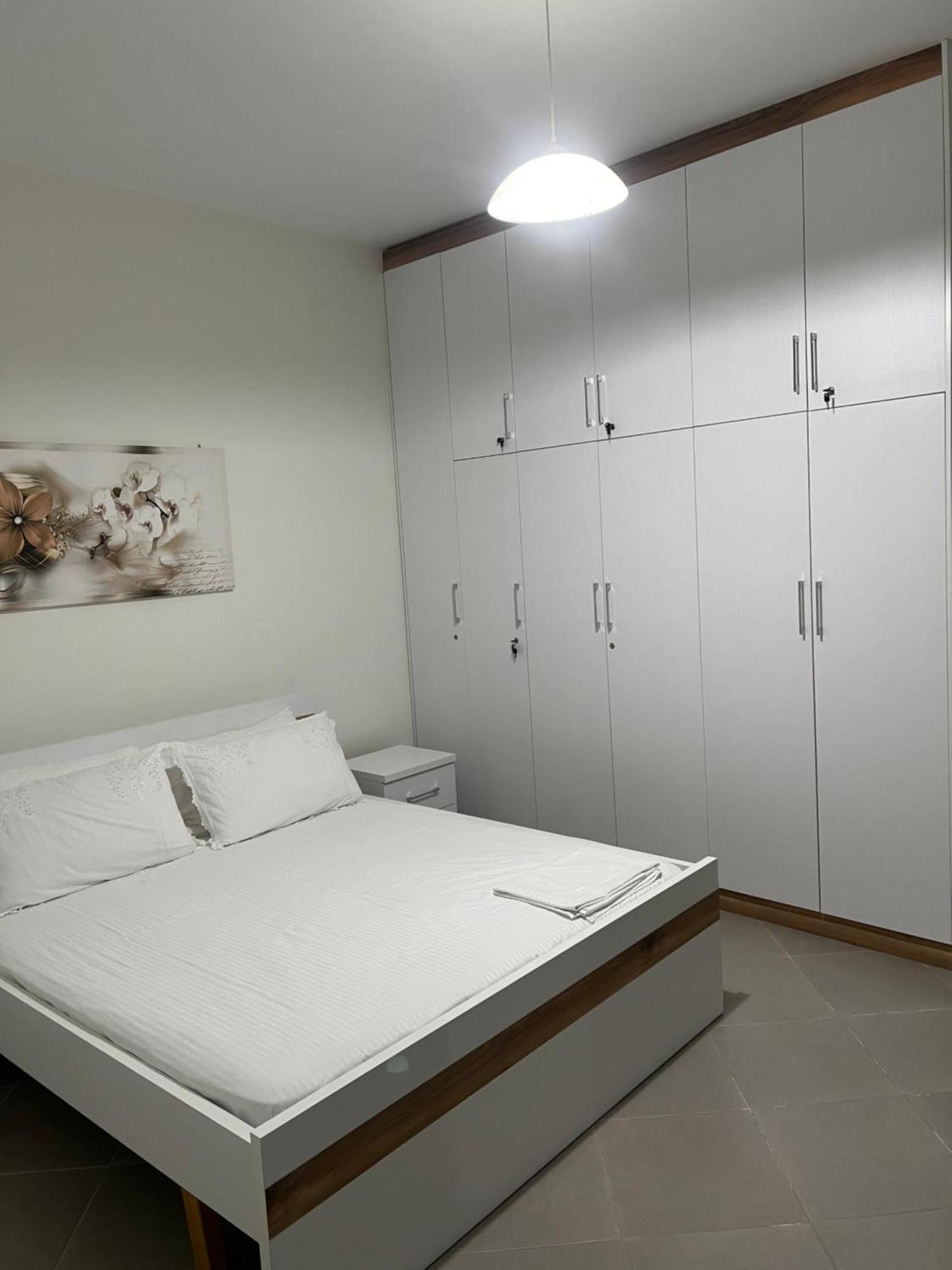 Amazing Familiar Apartments And Rooms Sarande Exterior photo